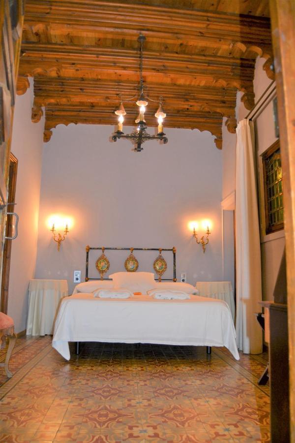 Lo Palauet De La Muralla Balaguer Exterior foto