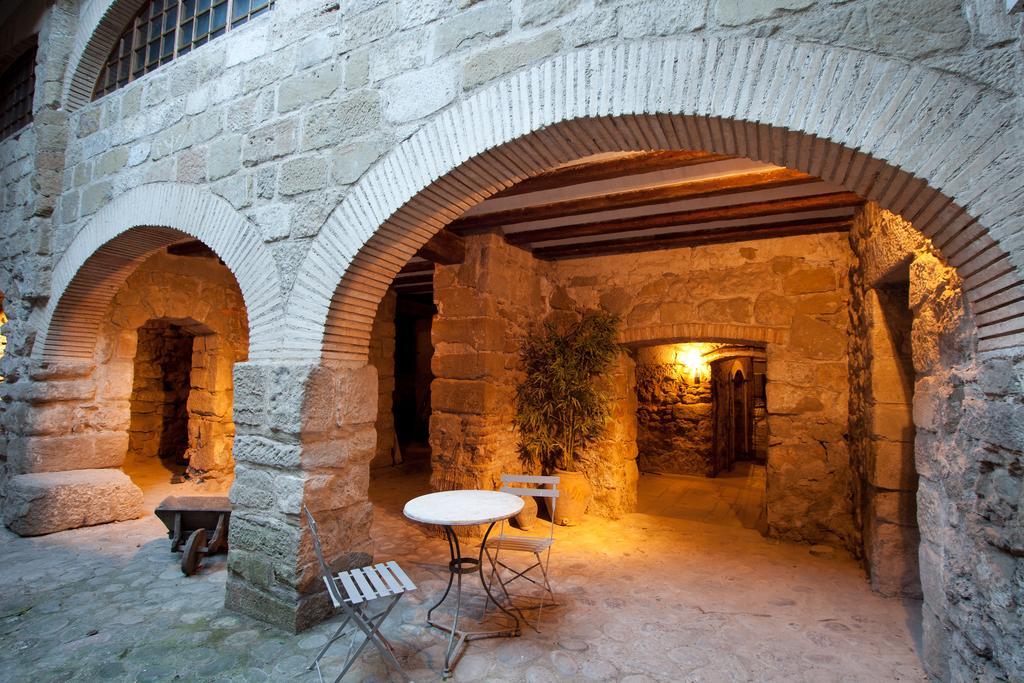 Lo Palauet De La Muralla Balaguer Exterior foto